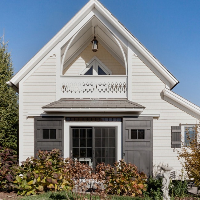 Ecomm: Airbnbs worth the splurge